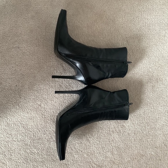 Browns Couture - 4.5 inch Stiletto Boots - Picture 4 of 6